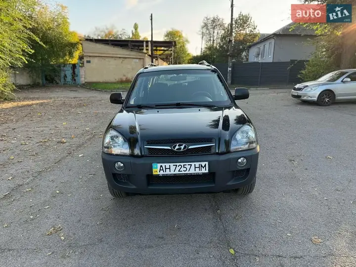 Hyundai Tucson 2011 photo 2