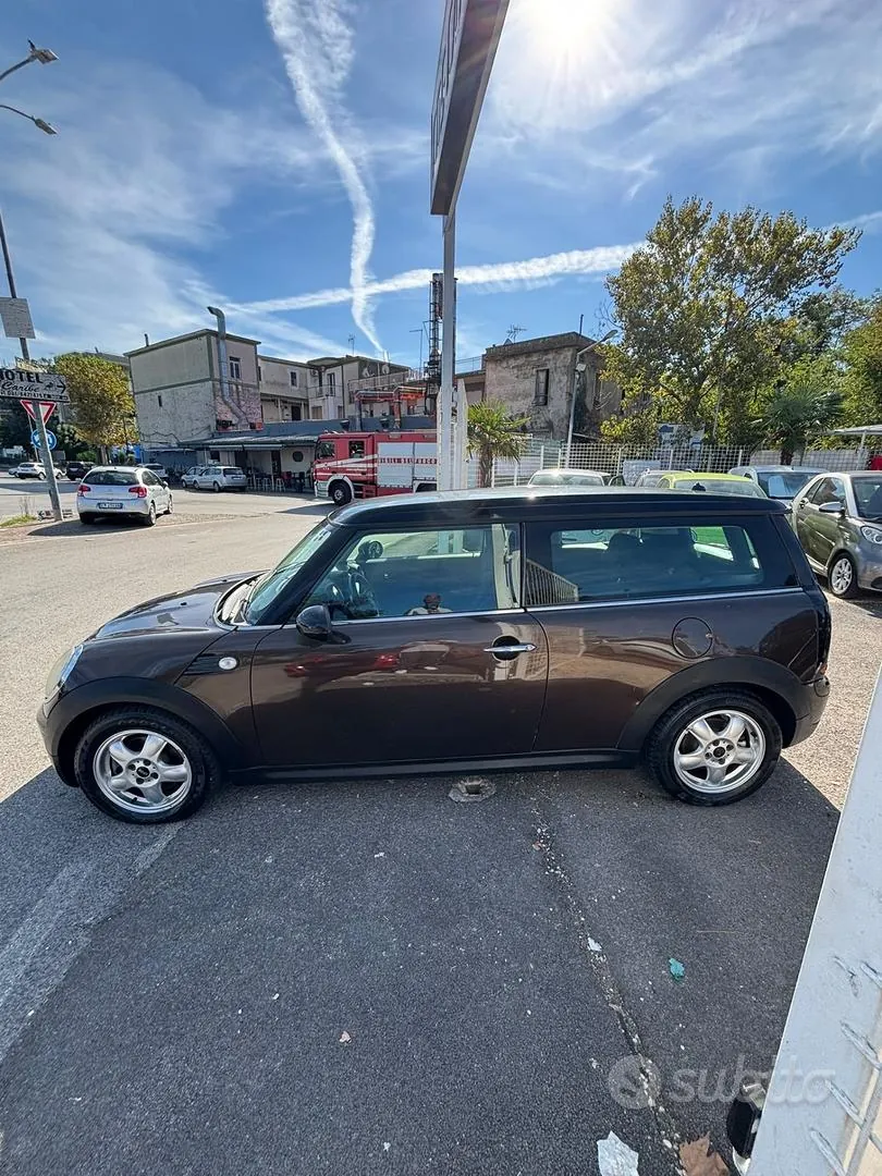 Mini Clubman 2009 photo 4