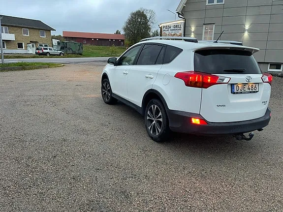 Toyota Rav4 2014 photo 4