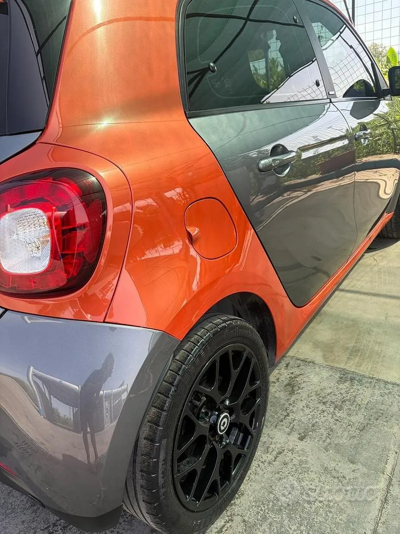 Smart Forfour 2015 photo 2