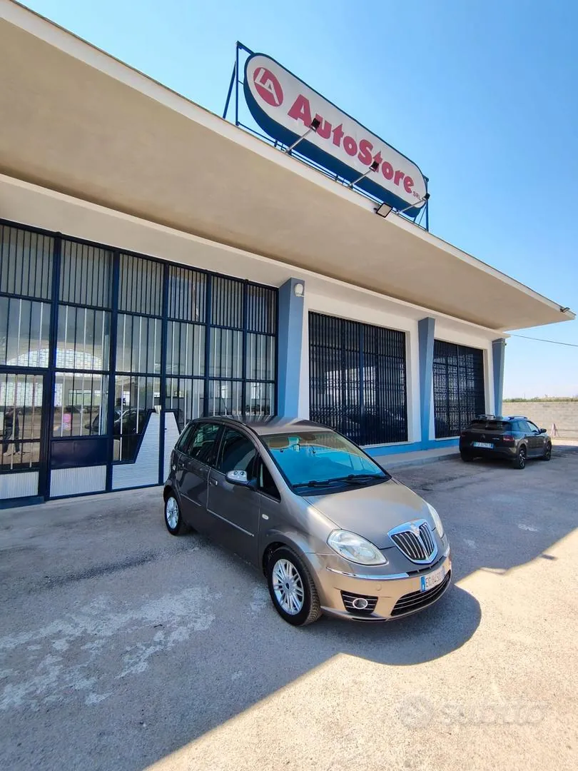 Lancia Musa 2011 photo 2