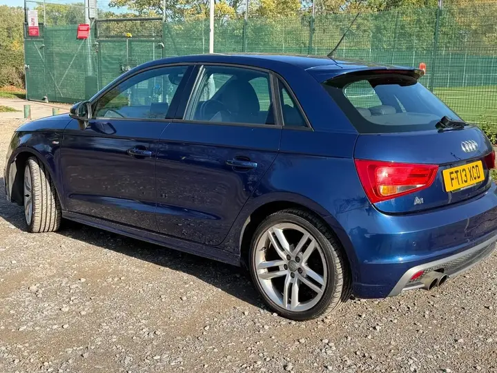 Audi A1 2013 photo 4