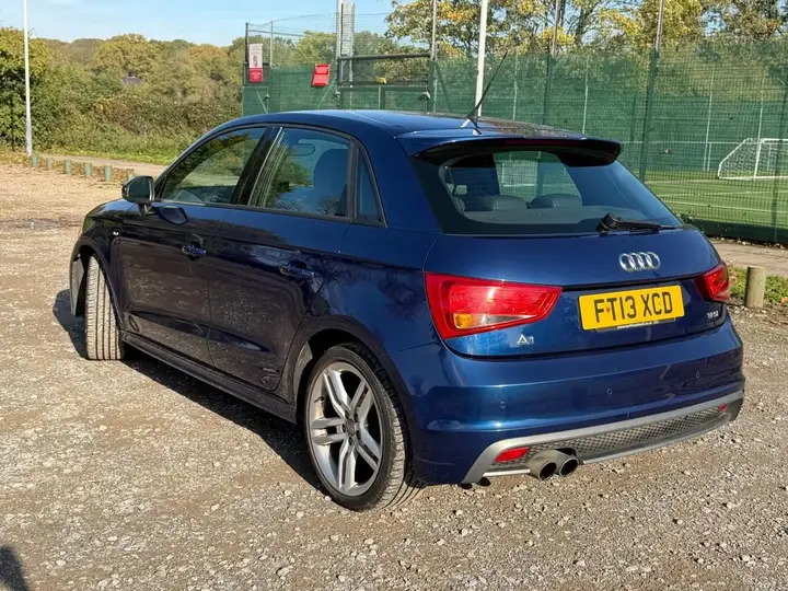 Audi A1 2013 photo 5