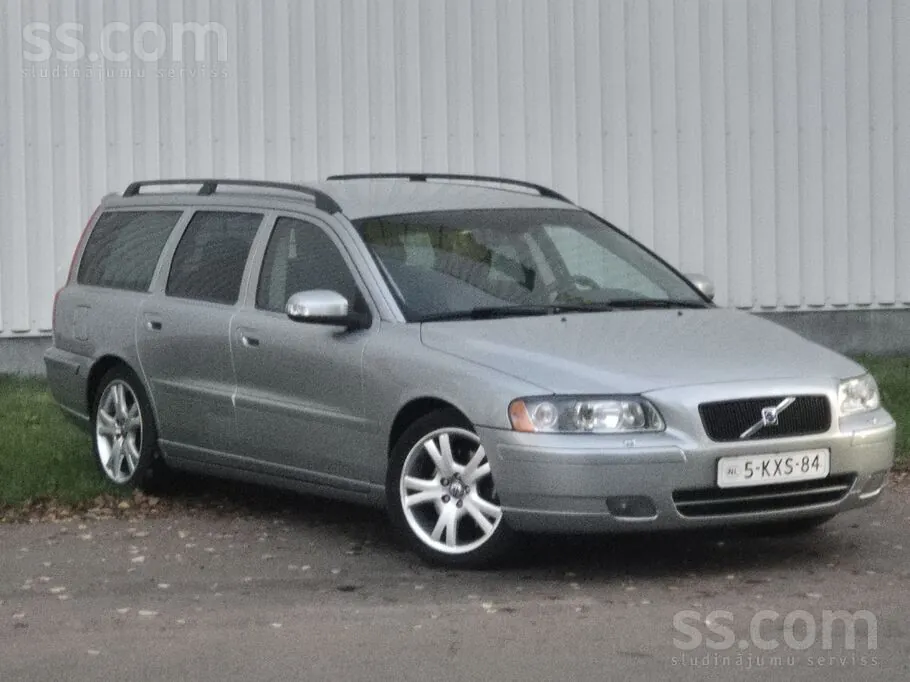 Volvo V70 2007 photo 2