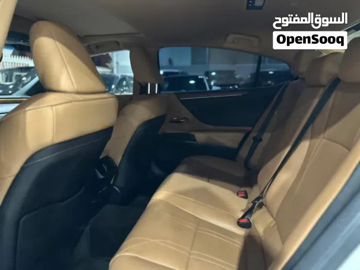 Lexus Es 350 2023 photo 3