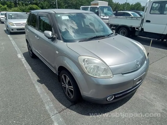 Mazda Verisa