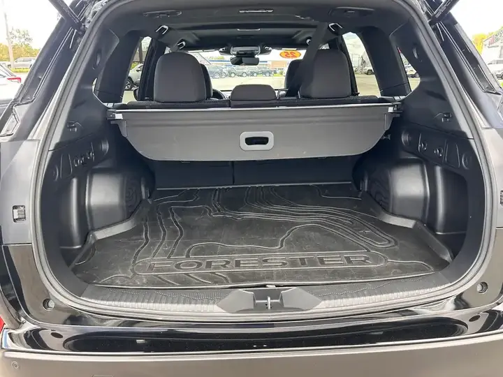 Subaru Forester 2025 photo 5