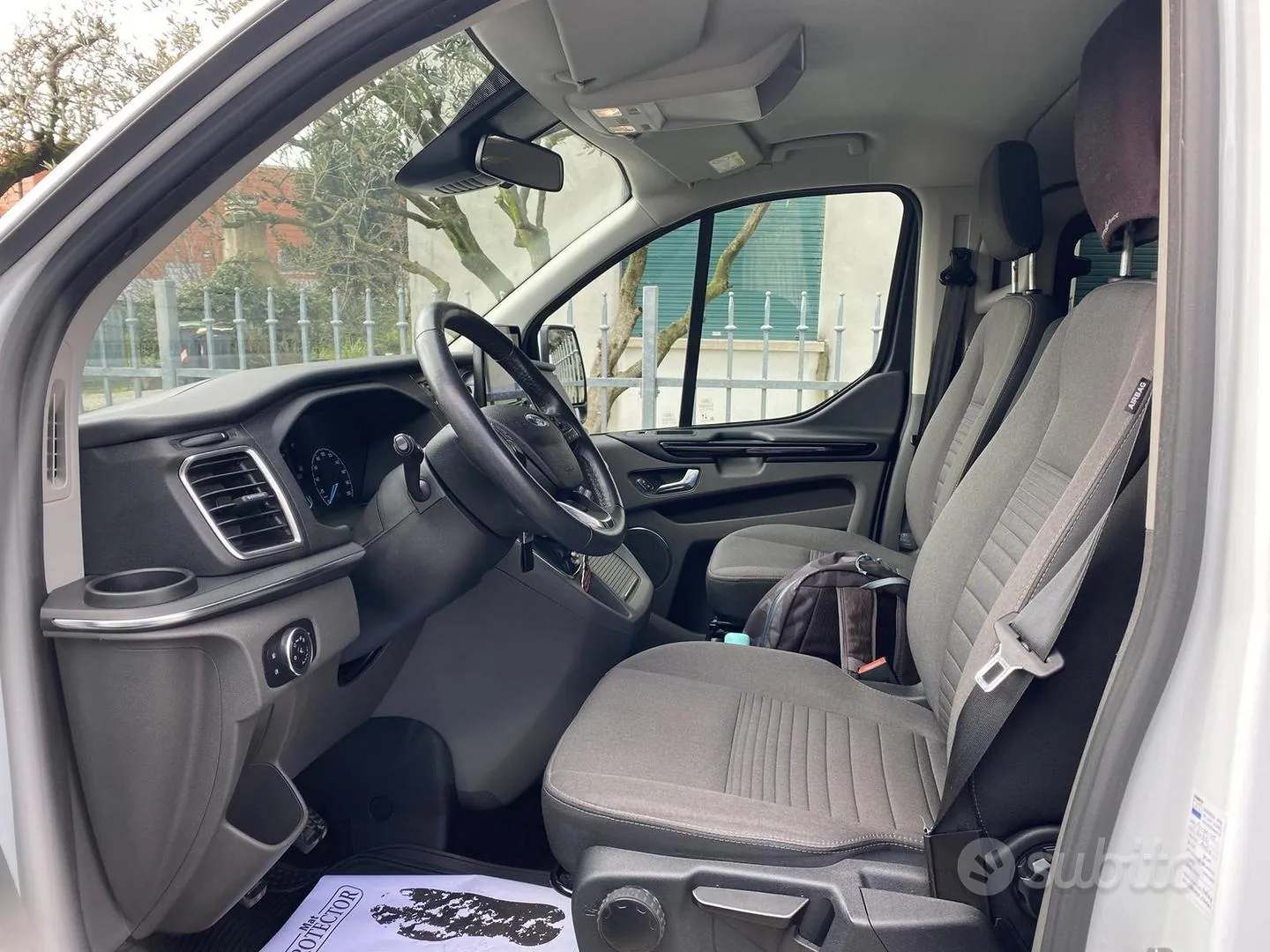 Ford Tourneo Custom 2022 photo 5