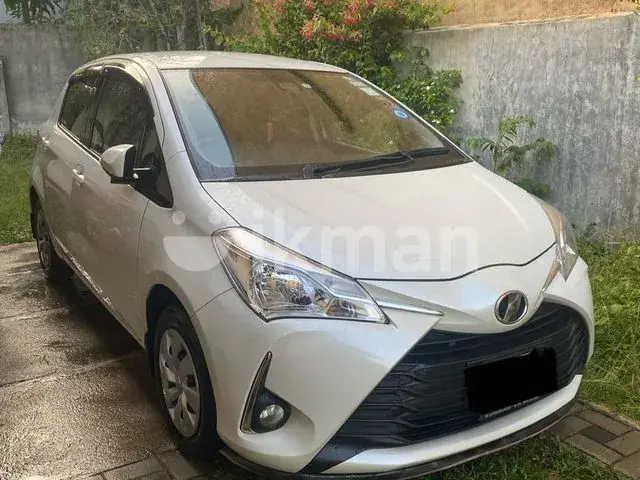 Toyota Vitz 2018 photo 3