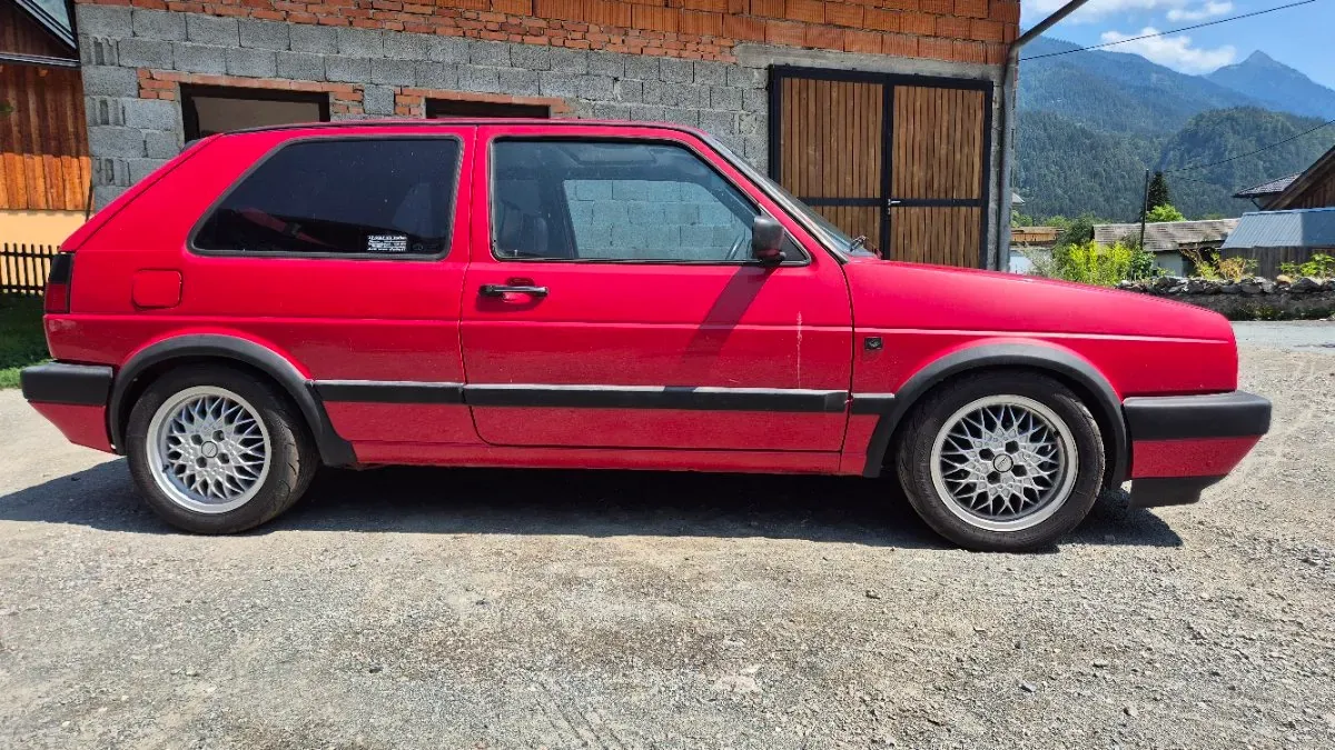 Volkswagen Golf 1990 photo 3
