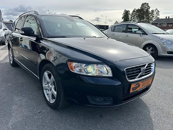 Volvo V50 2010 photo 5