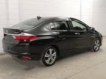 Honda Grace 2015 photo 3