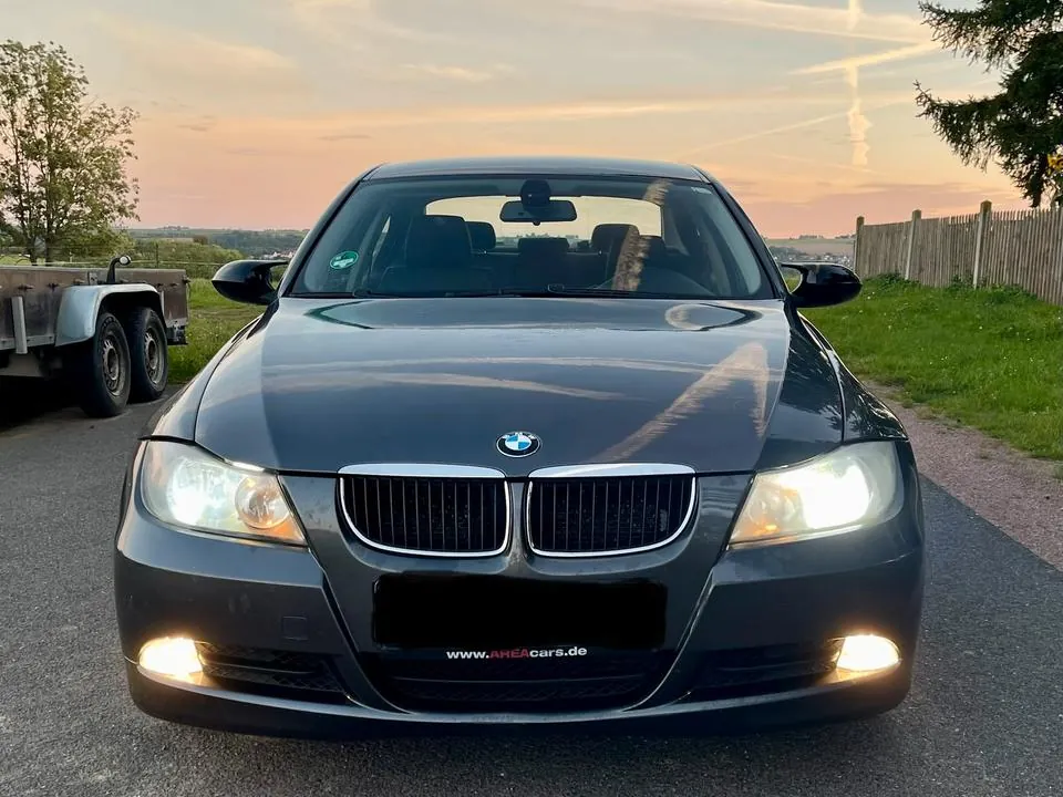 BMW E90