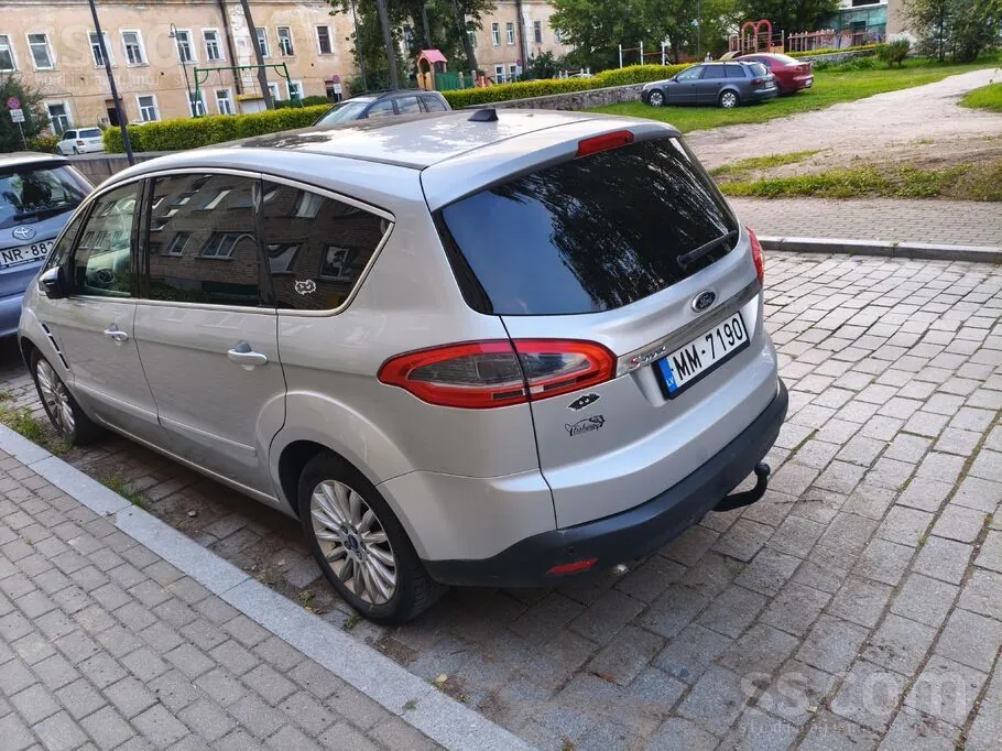 Ford S-Max 2012 photo 5