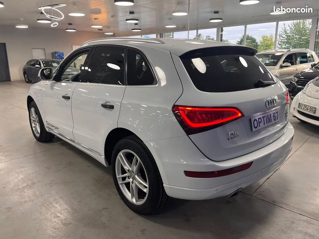 Audi Q5 2012 photo 3