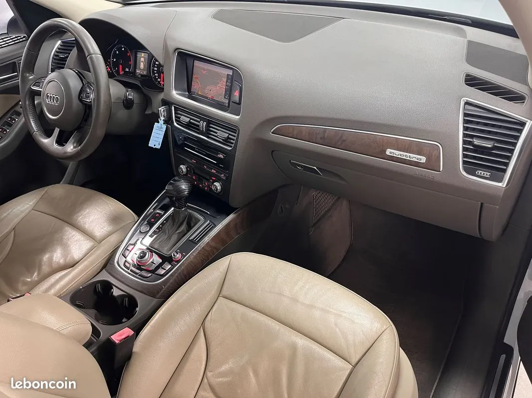 Audi Q5 2012 photo 2