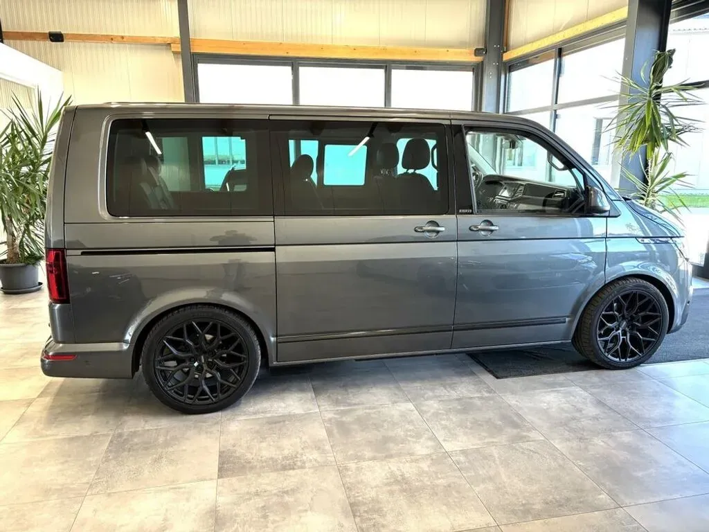 Volkswagen Multivan 2022 photo 2