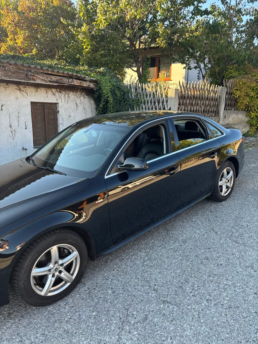 Audi A4 2015 photo 3