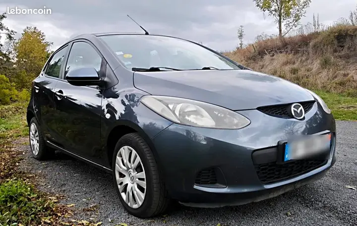 Mazda 2