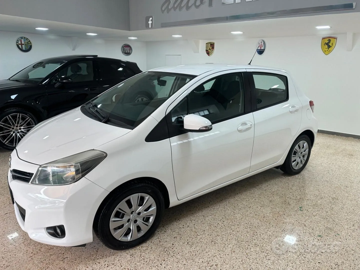 Toyota Yaris 2013 photo 3
