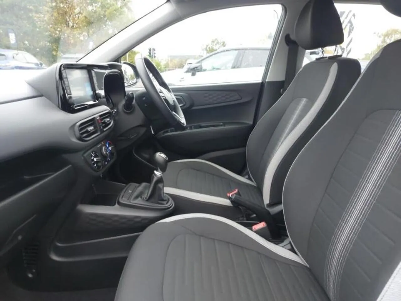 Hyundai I10 2023 photo 5