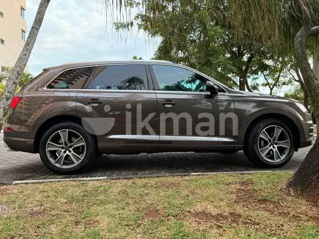 Audi Q7 2017 photo 3