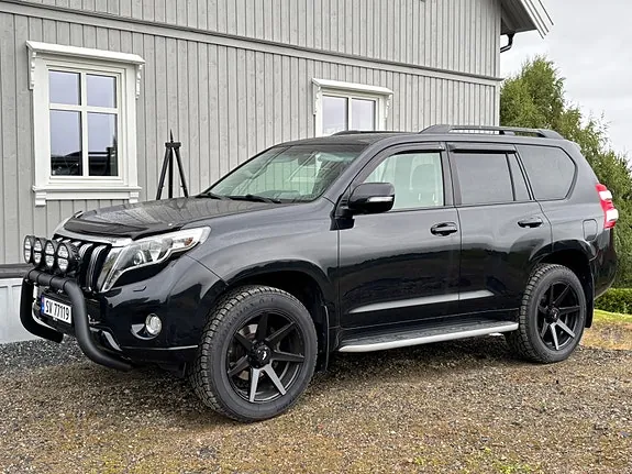 Toyota Land Cruiser 2016 photo 3