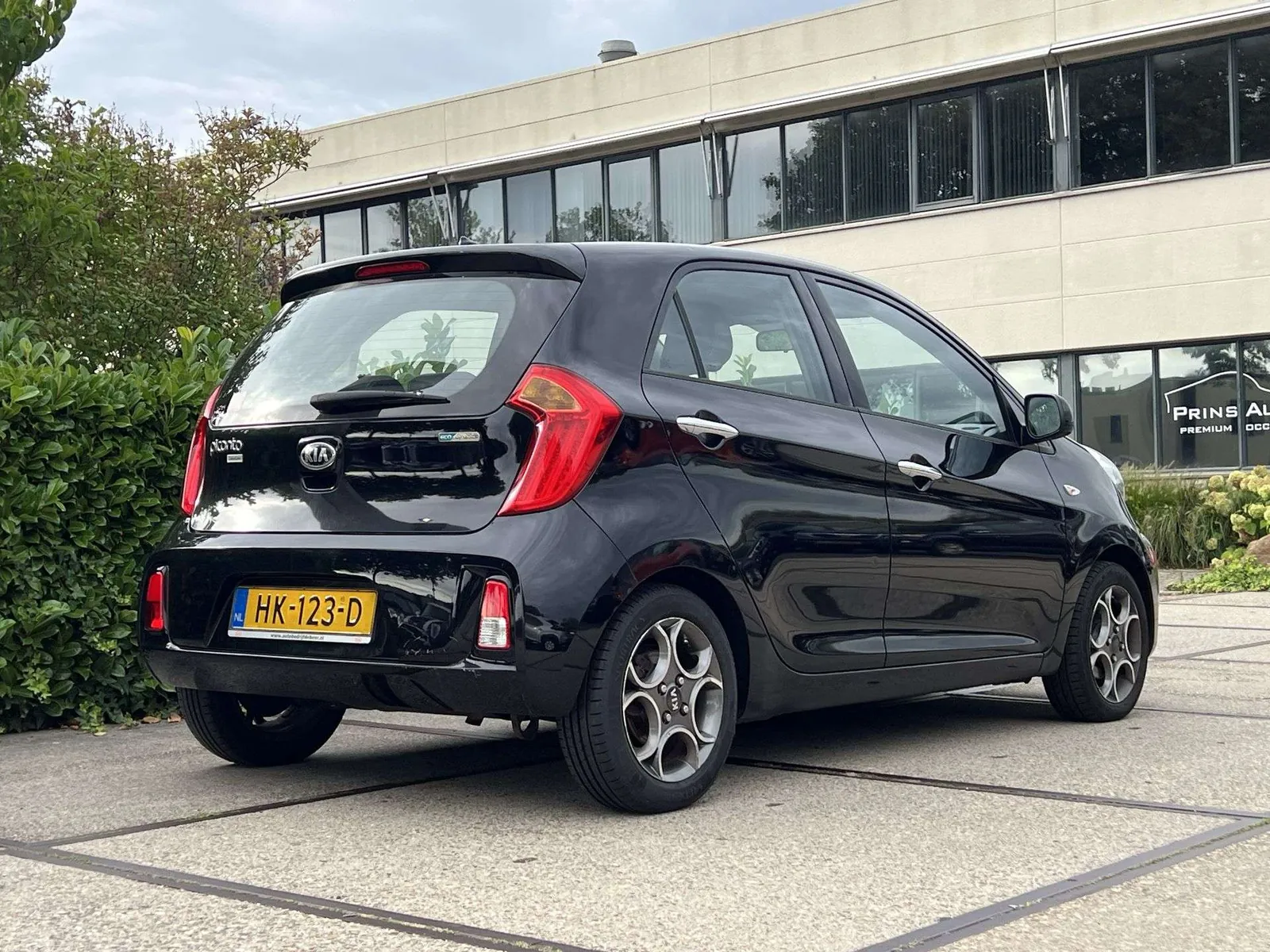 Kia Picanto 2016 photo 2