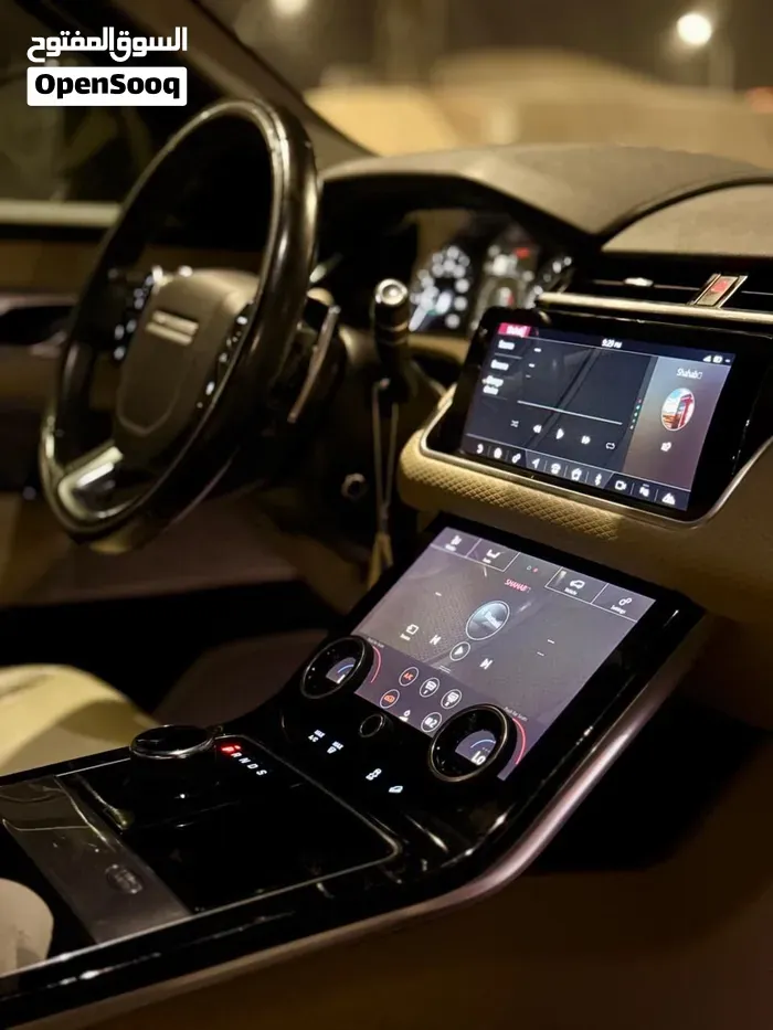 Land Rover Range Rover Velar 2020 photo 2