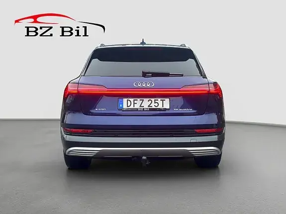 Audi E-Tron 2022 photo 2