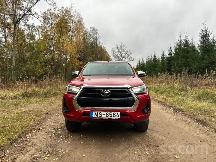 Toyota Hilux 2021 photo 3
