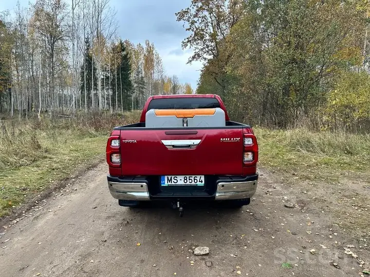 Toyota Hilux 2021 photo 4
