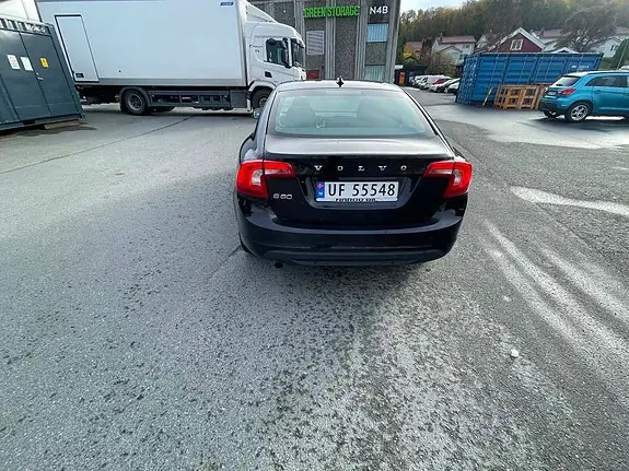 Volvo S60 2012 photo 3