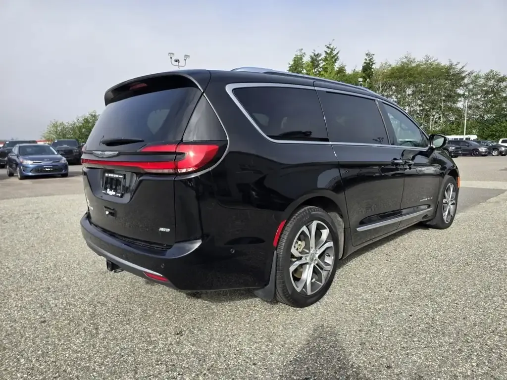 Chrysler Pacifica 2024 photo 5