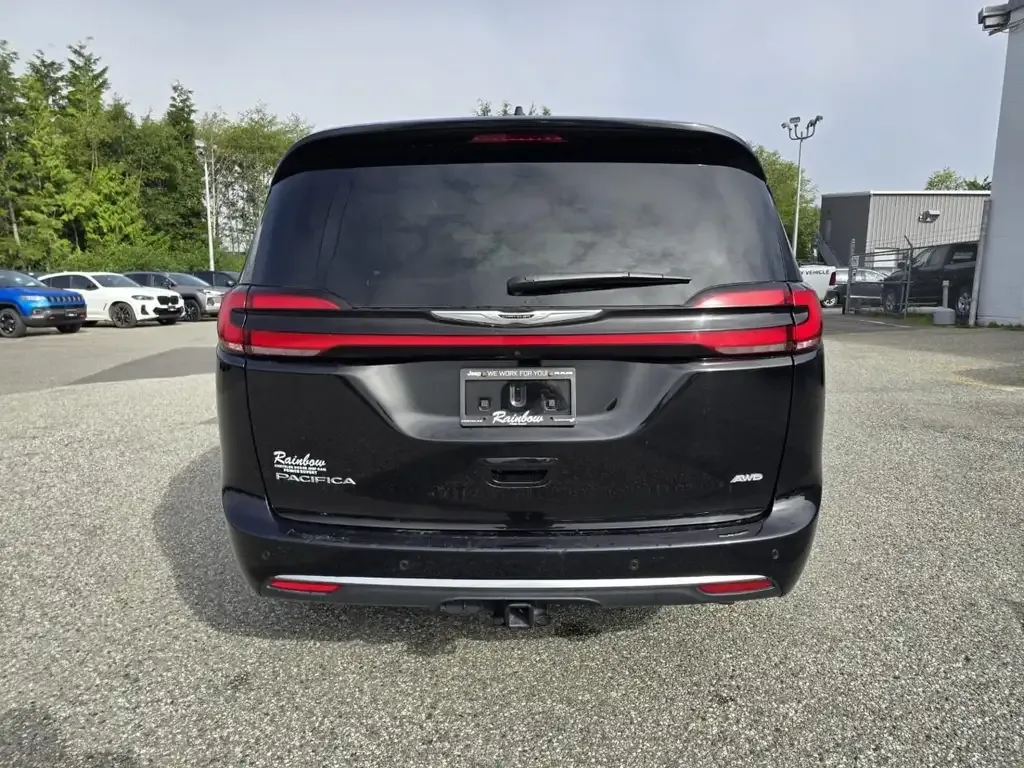 Chrysler Pacifica 2024 photo 4