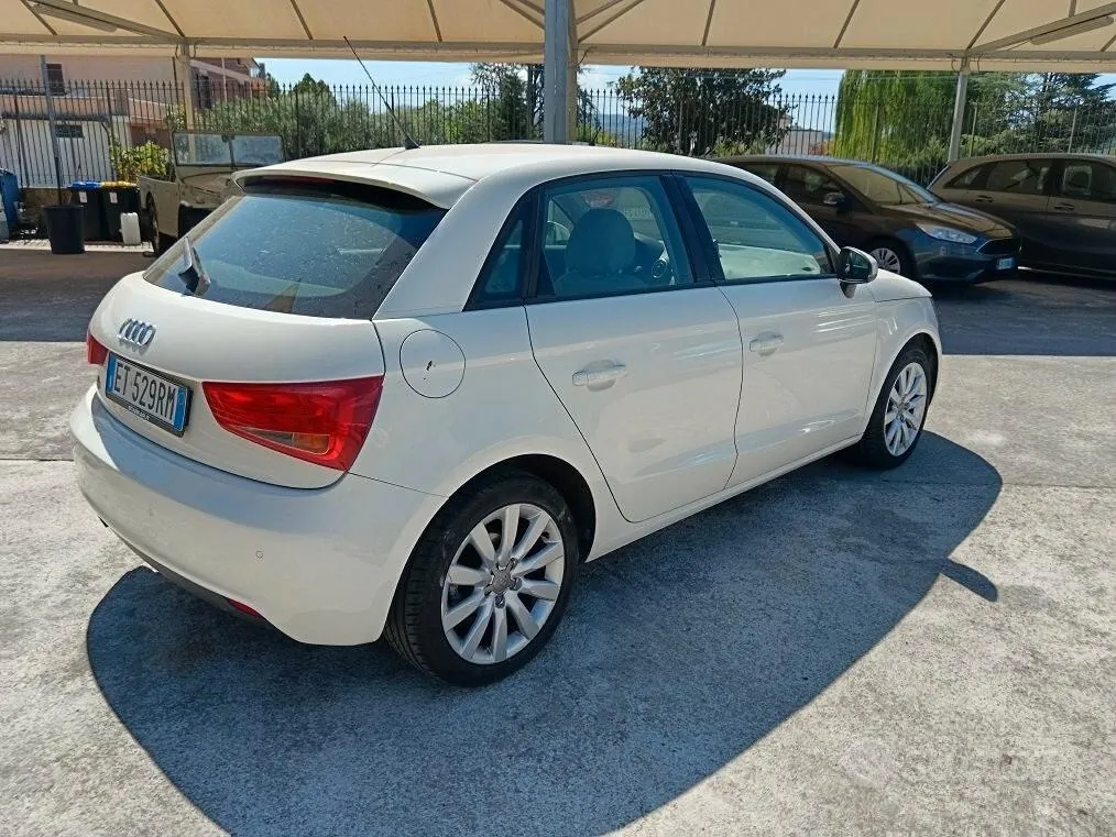 Audi A1 2014 photo 4