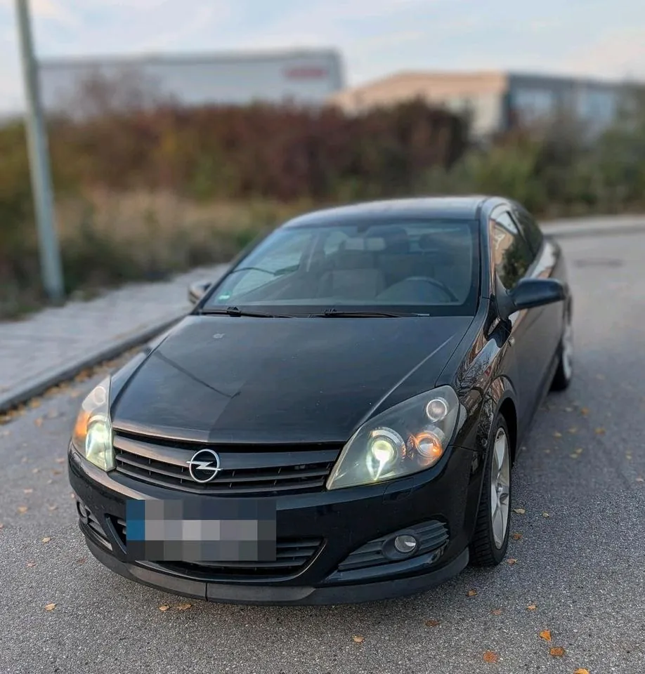 Opel Astra H Gtc