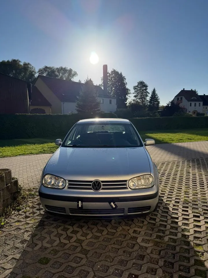 Volkswagen Golf 4