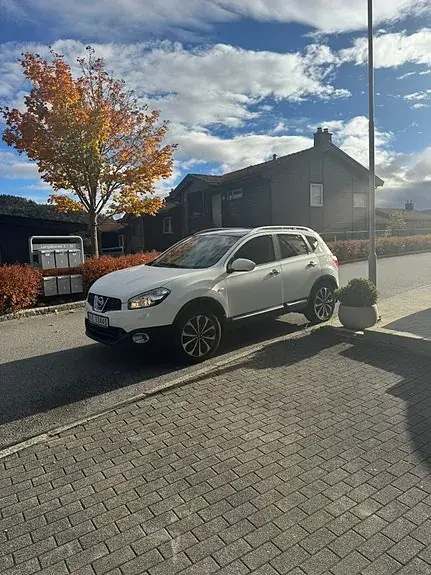 Nissan Qashqai 2011 photo 2