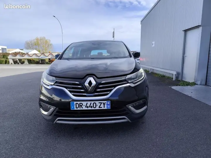 Renault Espace 2015 photo 2