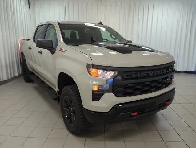 Chevrolet Silverado 1500 2026 photo 2