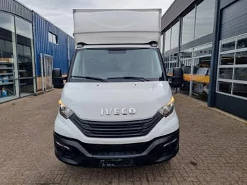 Iveco Daily 2022 photo 3