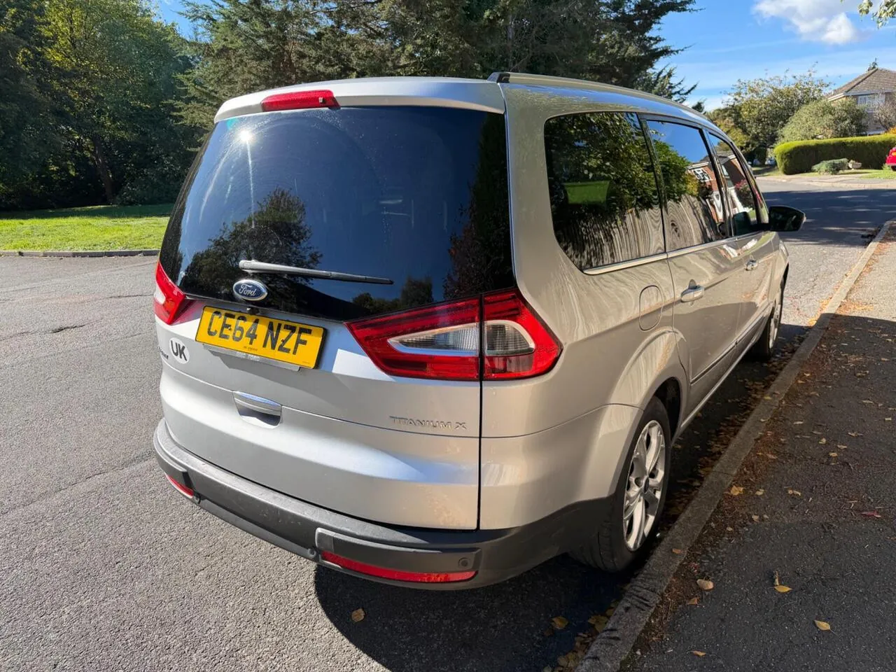 Ford Galaxy 2014 photo 4