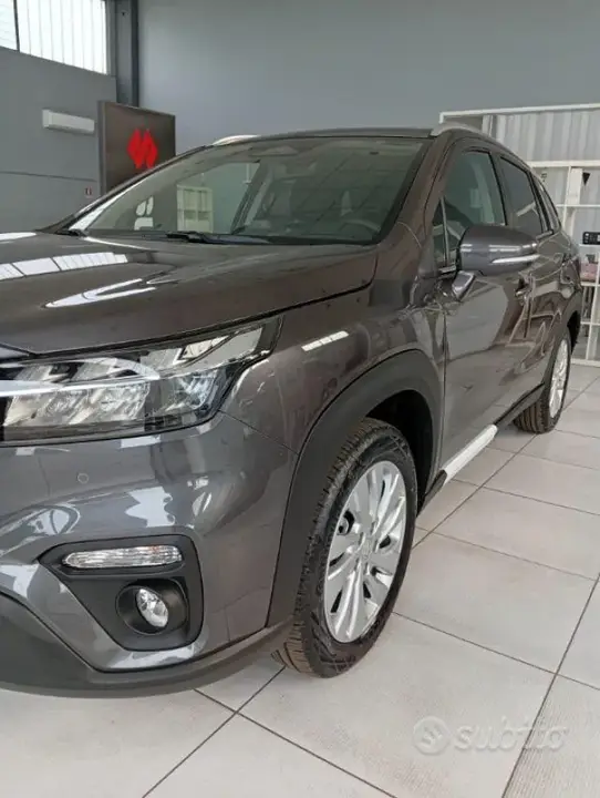 Suzuki S-Cross photo 5