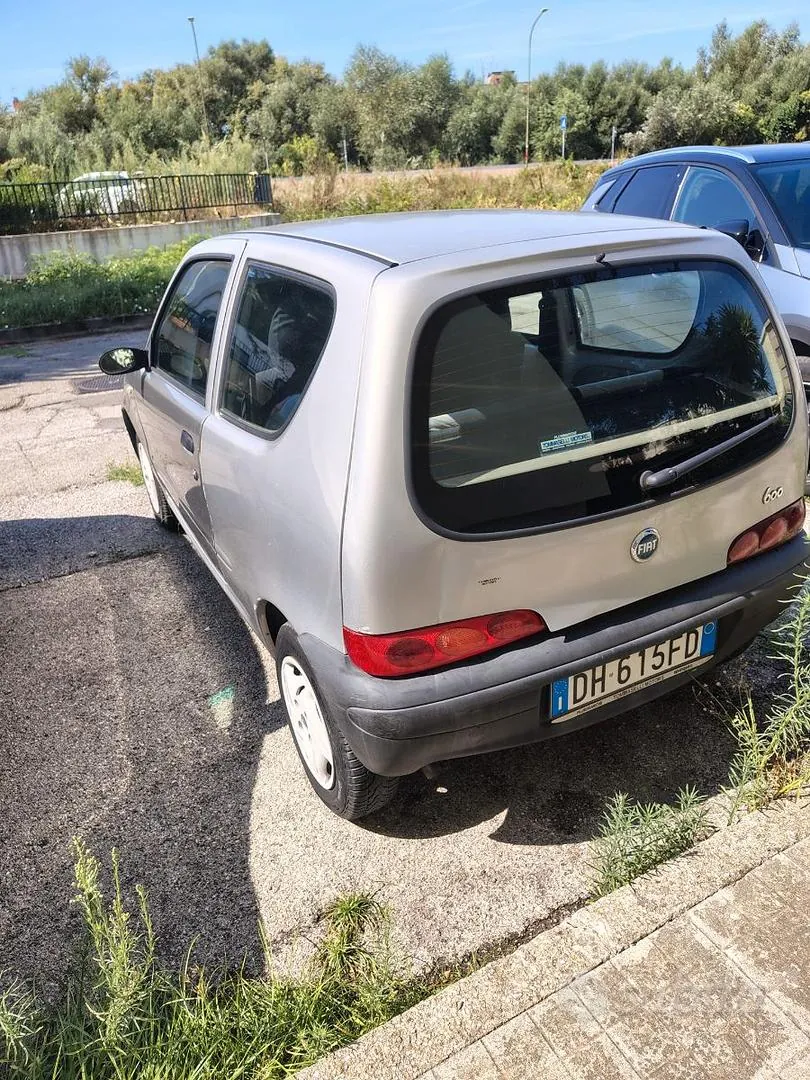 Fiat 600 2007 photo 4