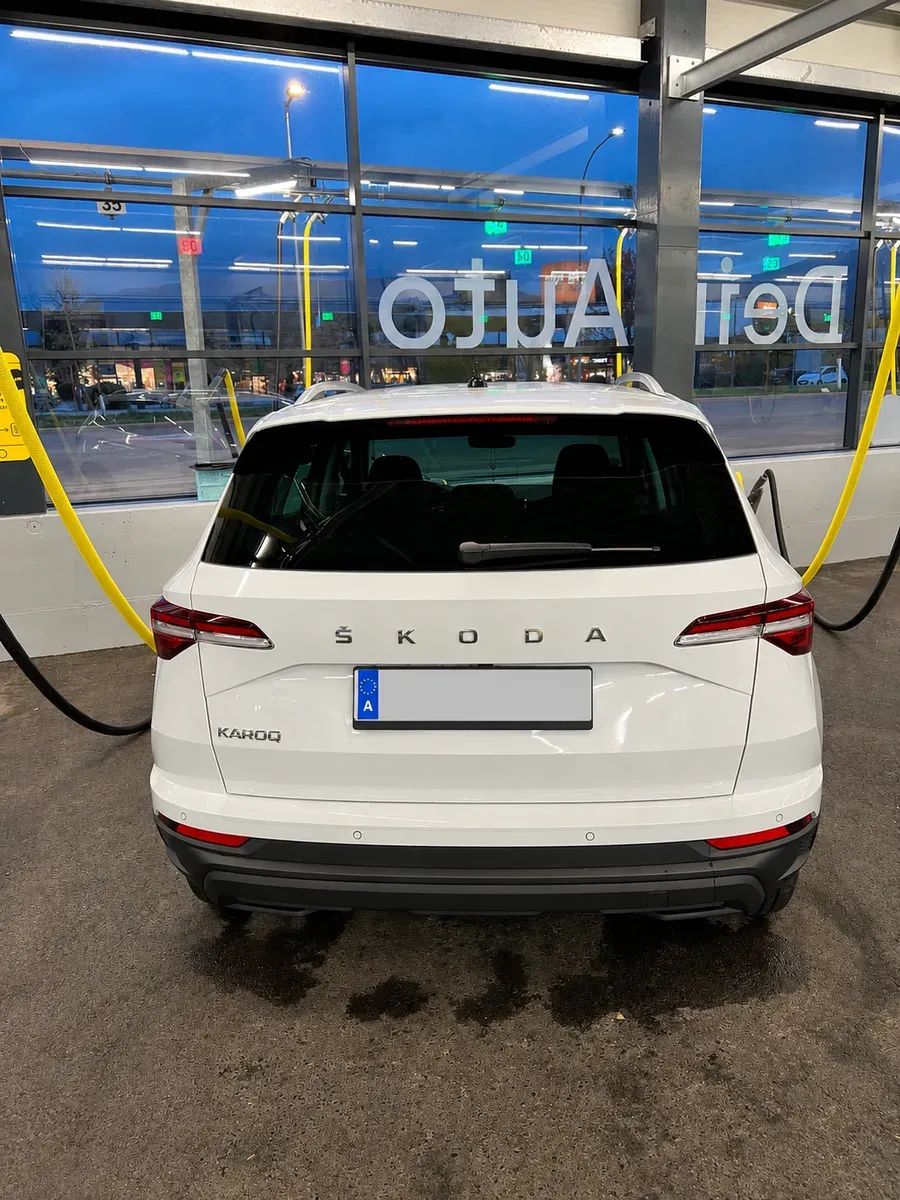 Skoda Karoq 2023 photo 2