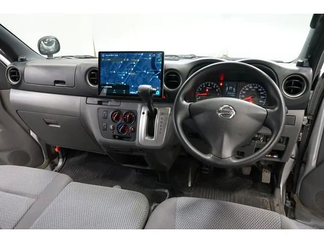 Nissan Nv350 Caravan 2016 photo 2