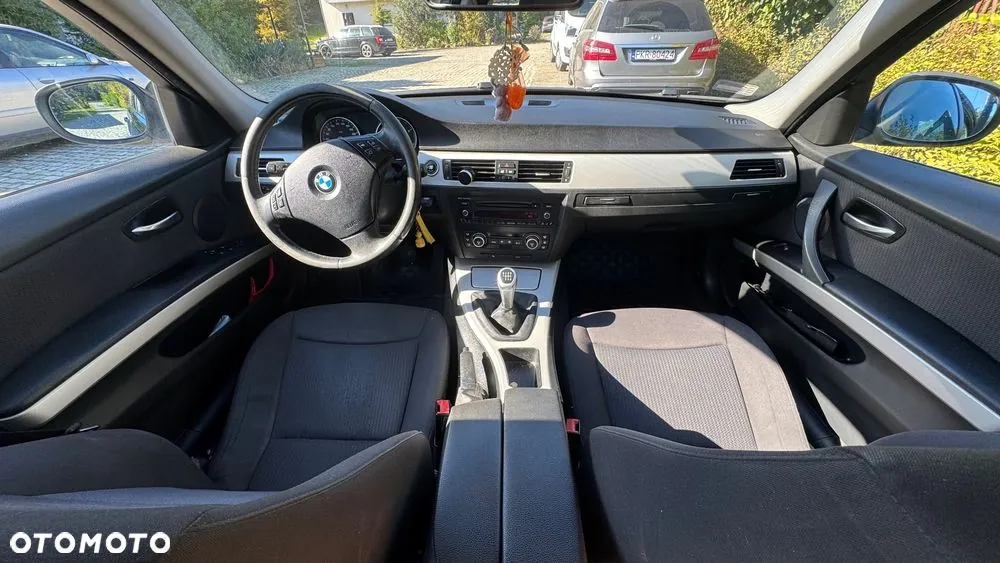 BMW Seria 3 2008 photo 4