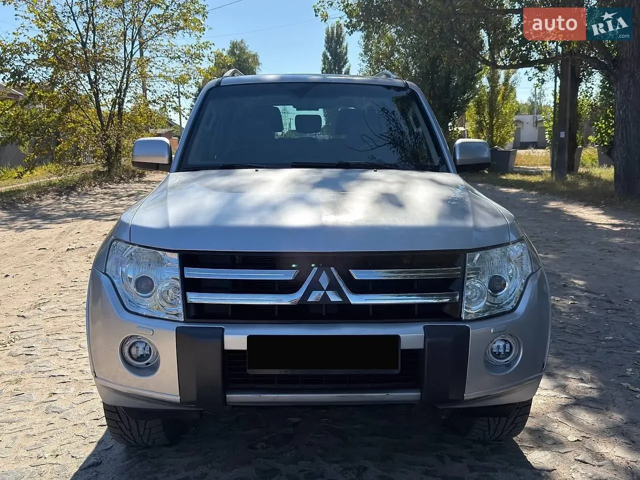 Mitsubishi Pajero 2011 photo 3