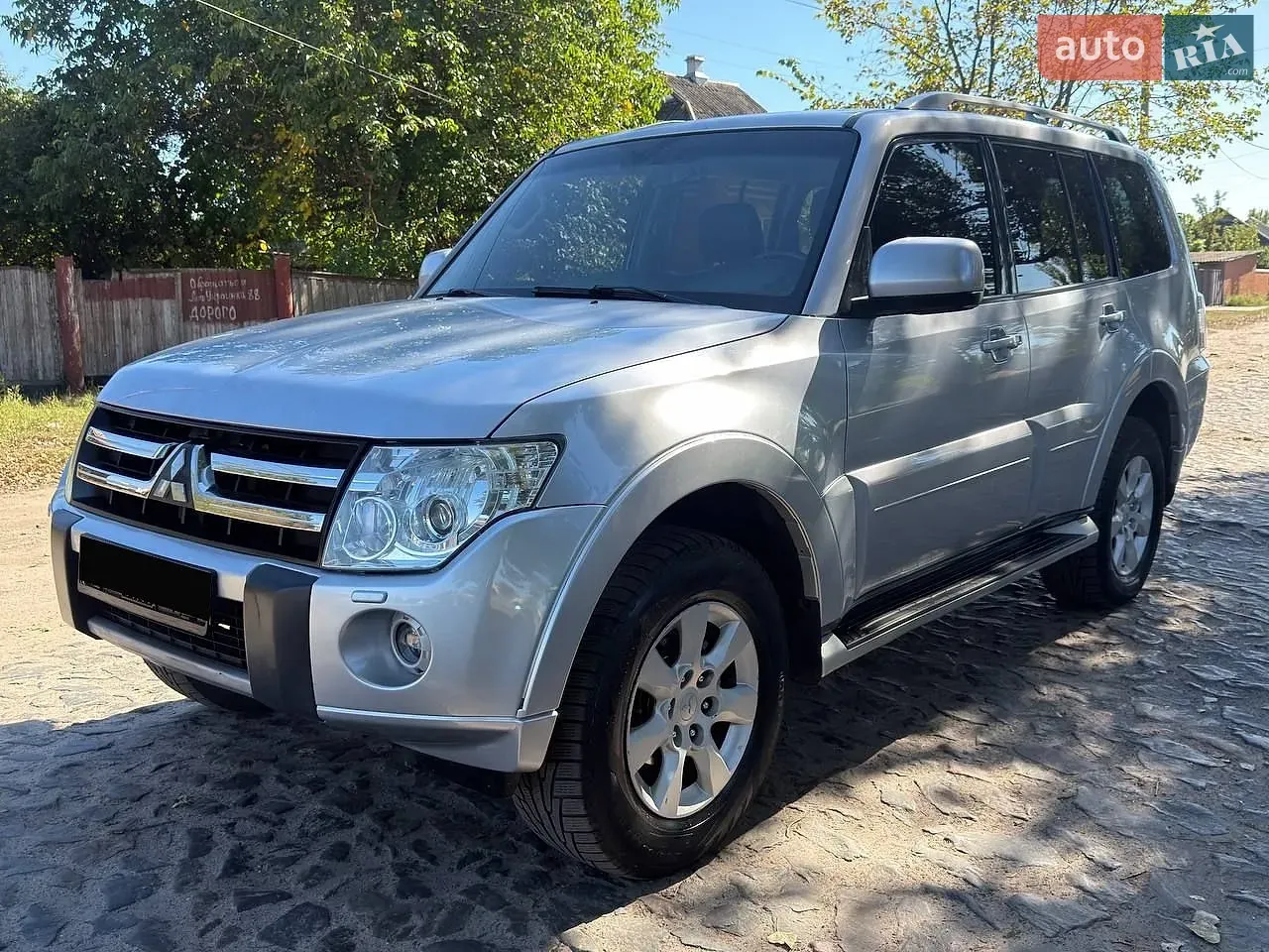 Mitsubishi Pajero 2011 photo 5
